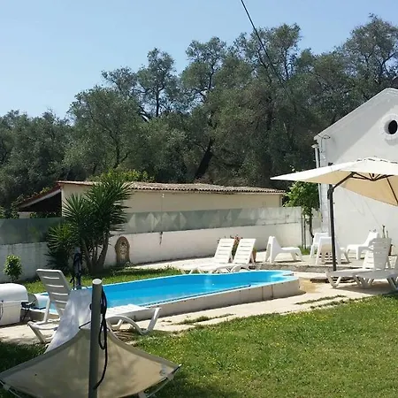Liza Kavos