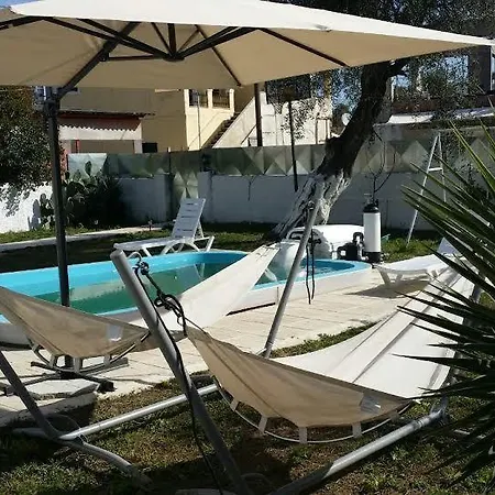 Hébergement de vacances Liza Kávos